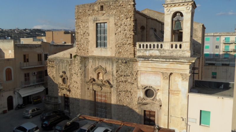 Clicca per ingrandire la foto