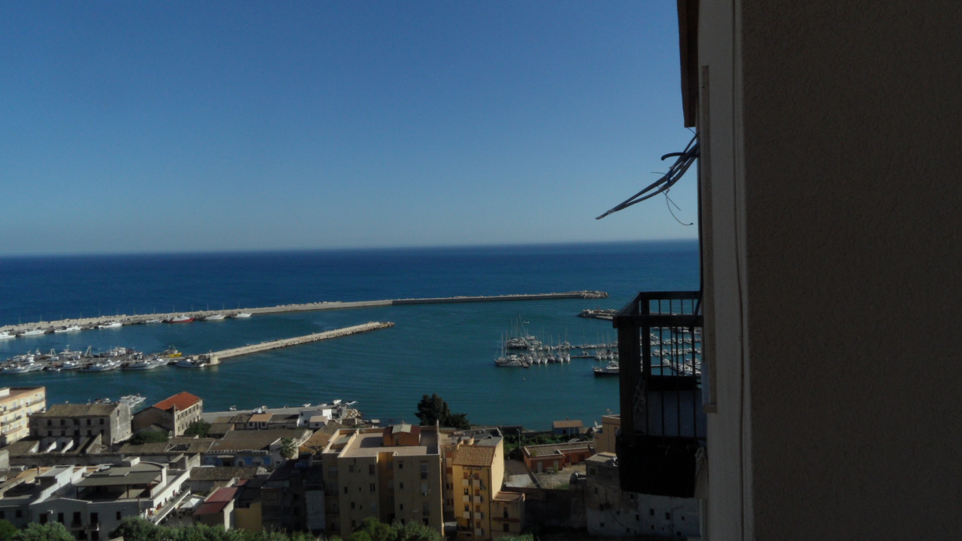 Clicca per ingrandire la foto