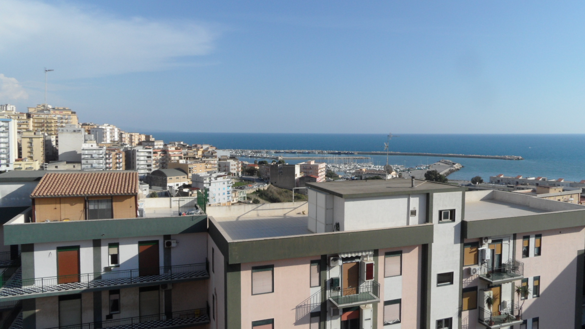 Clicca per ingrandire la foto