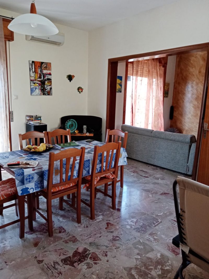 Clicca per ingrandire la foto