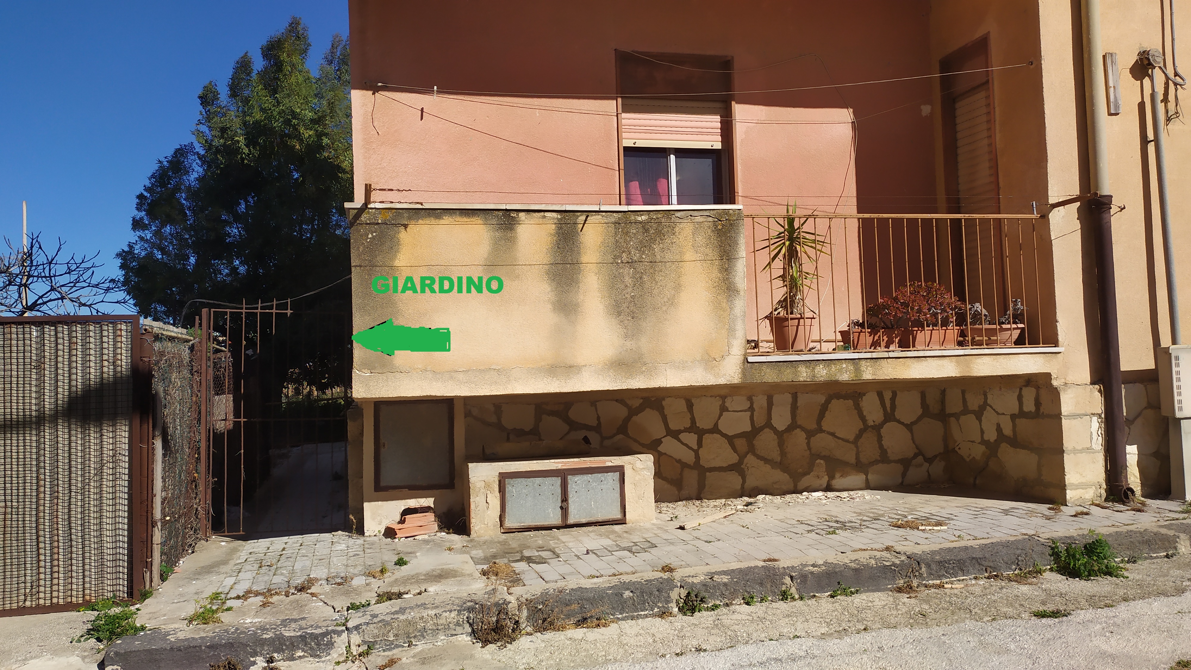 Clicca per ingrandire la foto