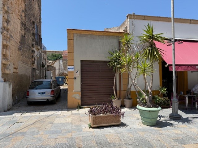 Clicca per ingrandire la foto